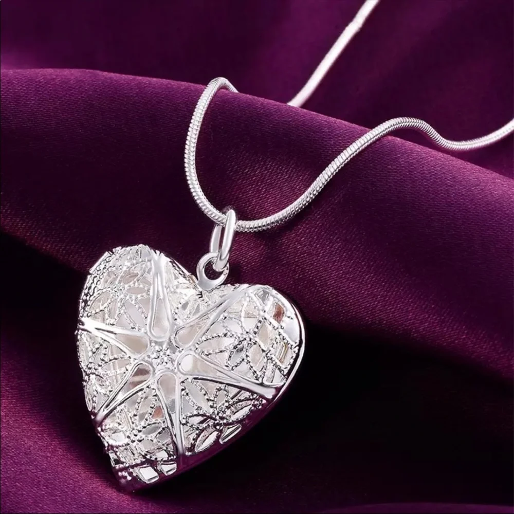 ☀️ Silver Heart Necklace chain - Picture 1 of 11